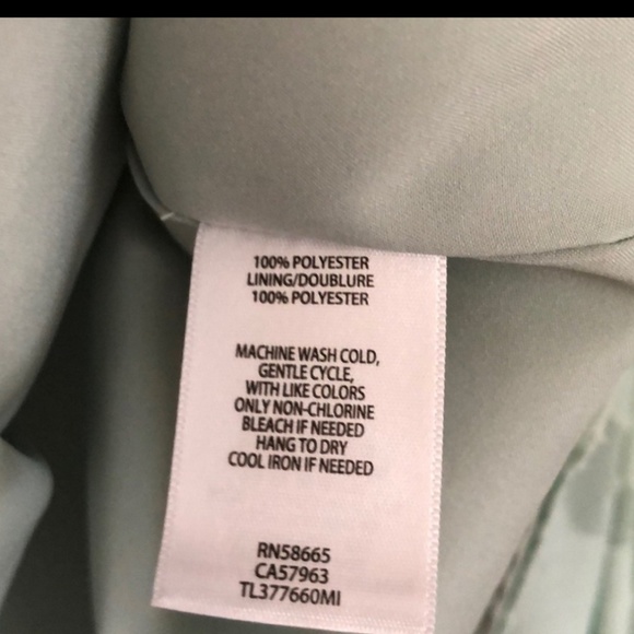 Leith split bell sleeve top - Picture 5 of 5